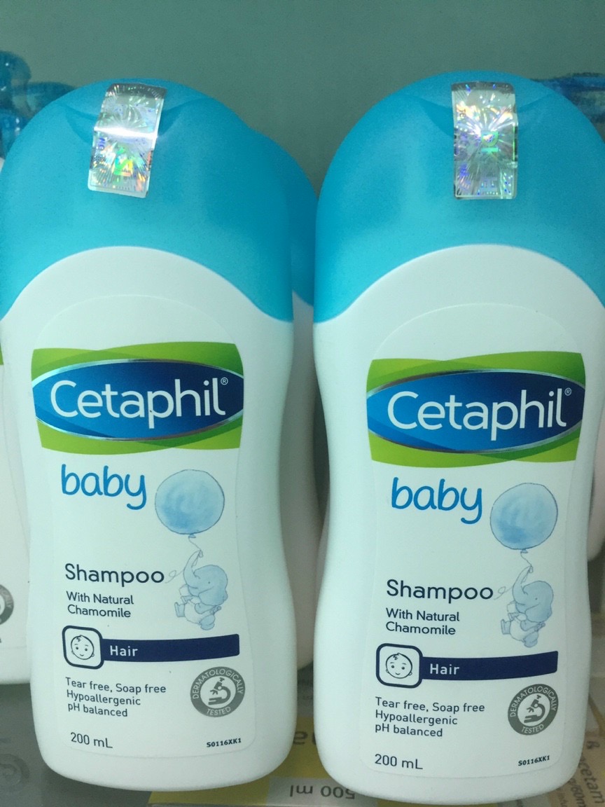 Sữa tắm dưỡng ẩm Cetaphil Baby Moisturizing Bath & Wash 230 ml